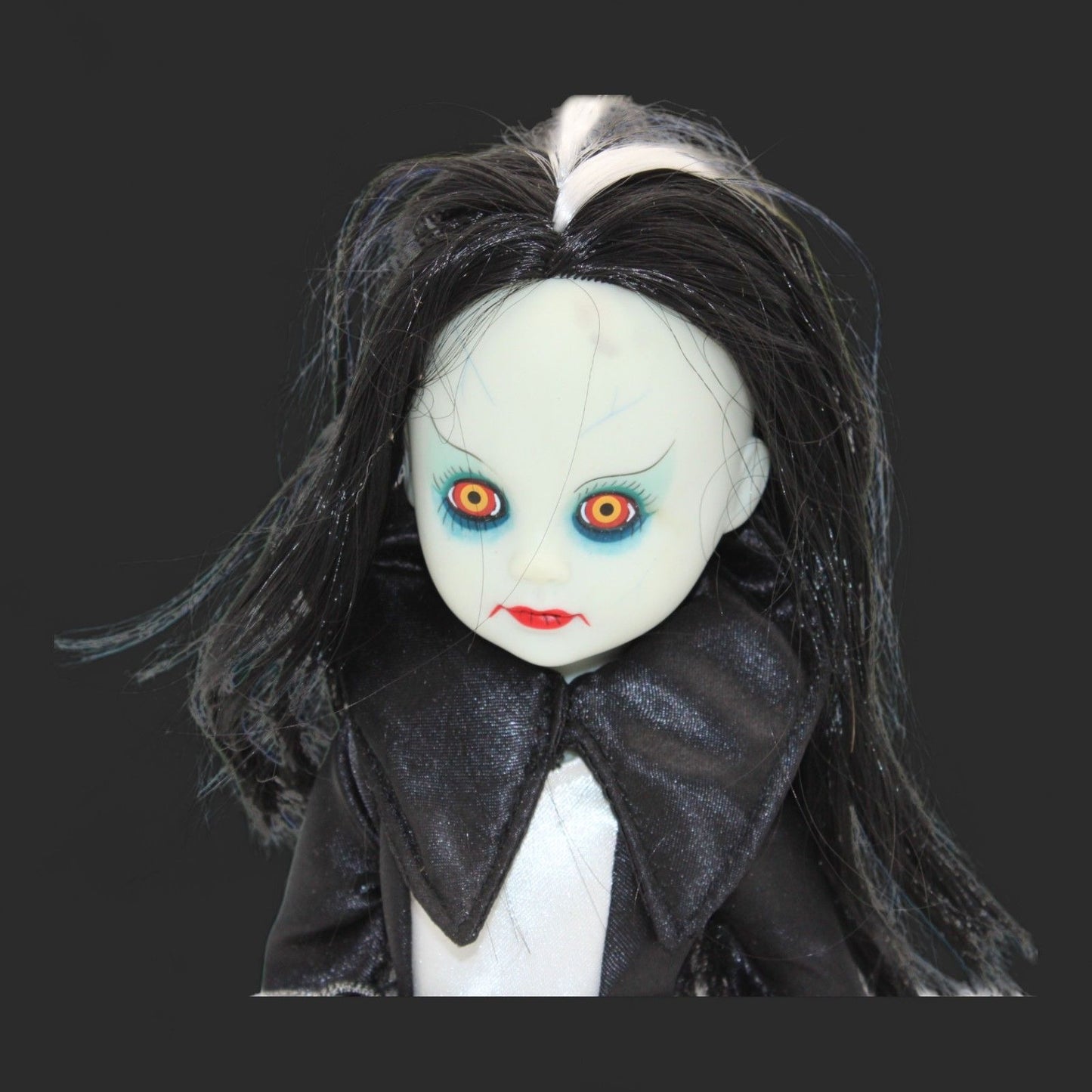 Living Dead Dolls Series 18 Ingrid 10-Inch Gothic Horror Doll W/ Black & White Outfit