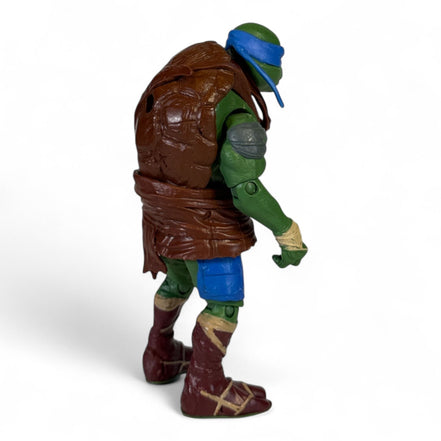Detailed TMNT Leonardo action figure by Playmates