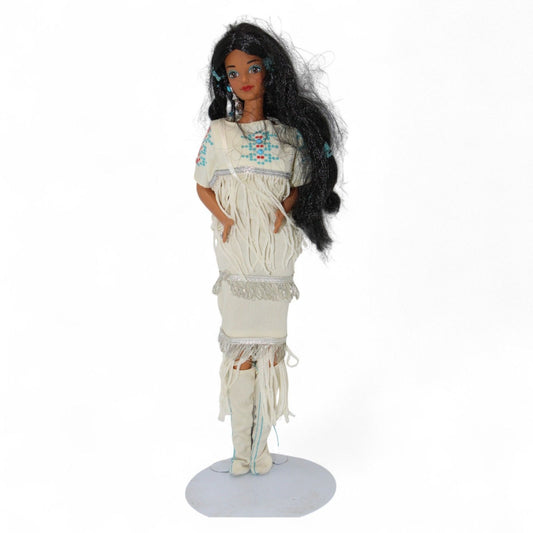 Native American Barbie Dolls Of The World Special Edition 1992 With Beaded Outfit & Accessories