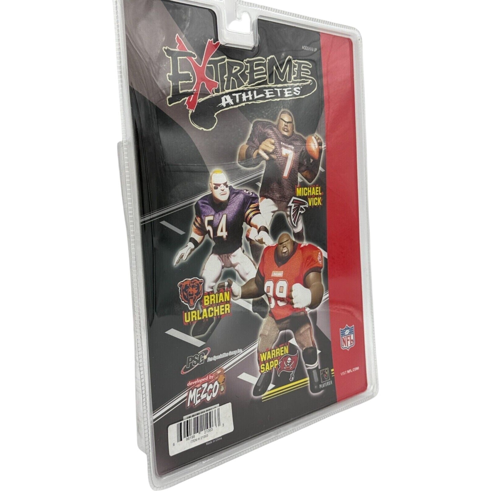 Brian Urlacher NFL Action Figure by Mezco - New in Box – chicago bearsMezcoAction Figureaction figurebrian urlacherchicago bears3