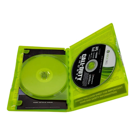 Inside view of Call of Duty Ghosts Xbox 360 case with disc