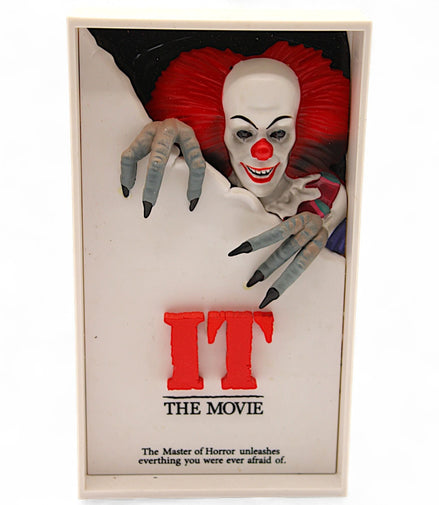 IT Pennywise Shadowbox Collectible by CultureFly – horror – 3d art - Flip Side CollectiblesMovie CollectiblesCultureFly