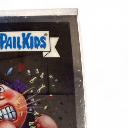 Garbage Pail Kids Trading Card #8 Gnawing Nora Featuring Elliot Mess