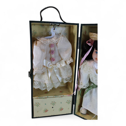 Lasting Impressions Companion Collection Doll – porcelain dollLasting ImpressionsDollblue eyescollectible dolldoll accessories3