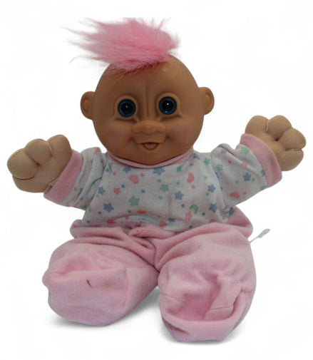 RUSS Troll Kidz Doll with pink pajamas and pink hair, front view