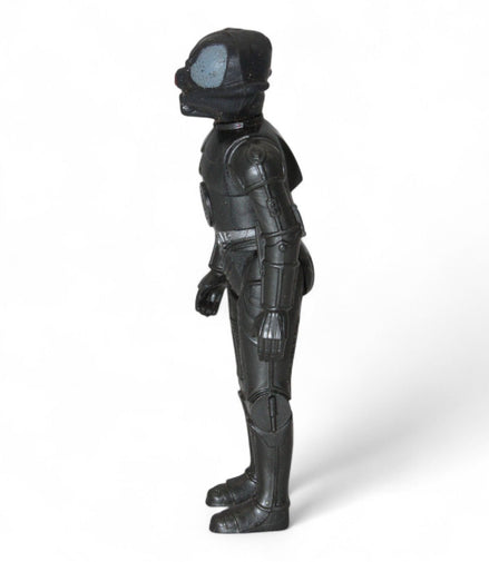 Side profile of Zuckuss action figure