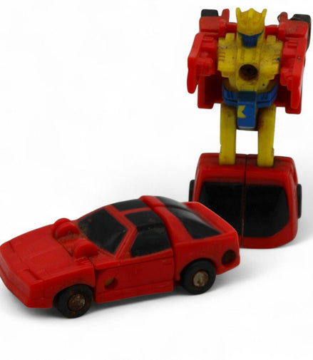 Vintage Transformers G1 Micromasters Roadhandler in robot form