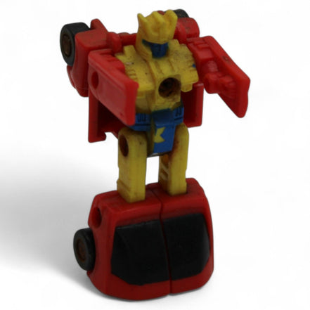 Robot form of the Transformers G1 Micromasters Roadhandler