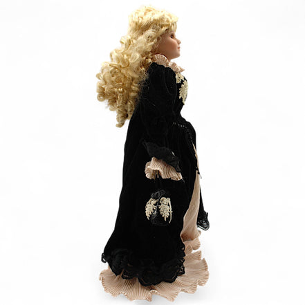 Victorian Porcelain Doll "Audrey" by Anastasia Collection – victorian dollThe Anastasia CollectionDollanastasia collectionantique styleaudrey doll4