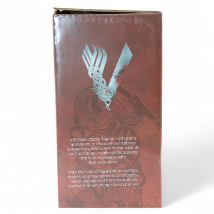 Back view of Vikings travel flask box with series logo