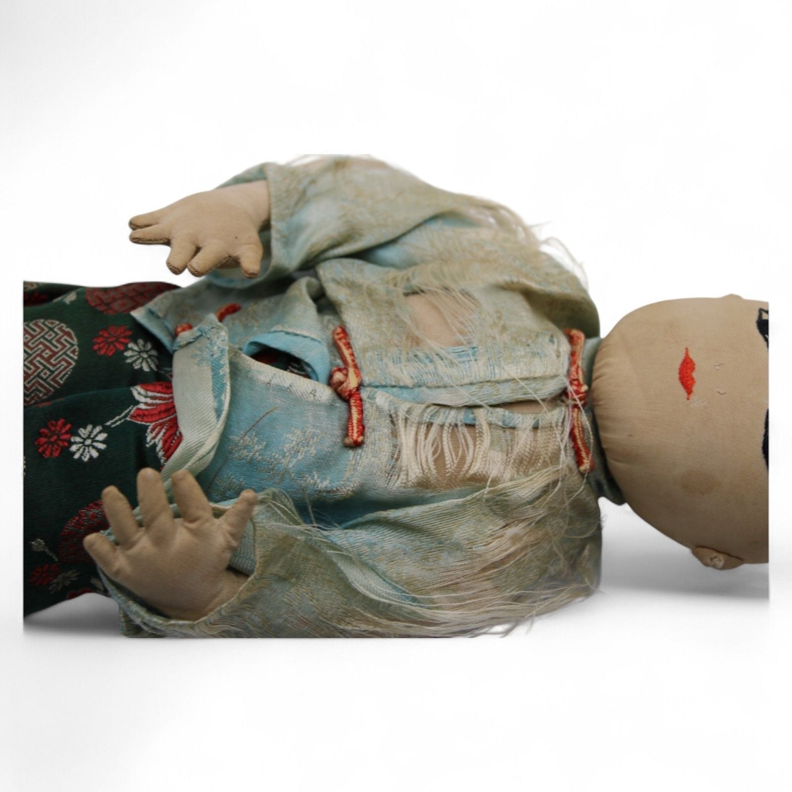 Vintage Asian Cloth Doll with Embroidered Silk Outfit – vintage doll - Flip Side CollectiblesDollUnknown