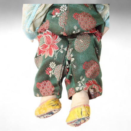 Vintage Asian Cloth Doll with Embroidered Silk Outfit – vintage dollUnknownDollantique dollAsian cloth dollcollector's item5