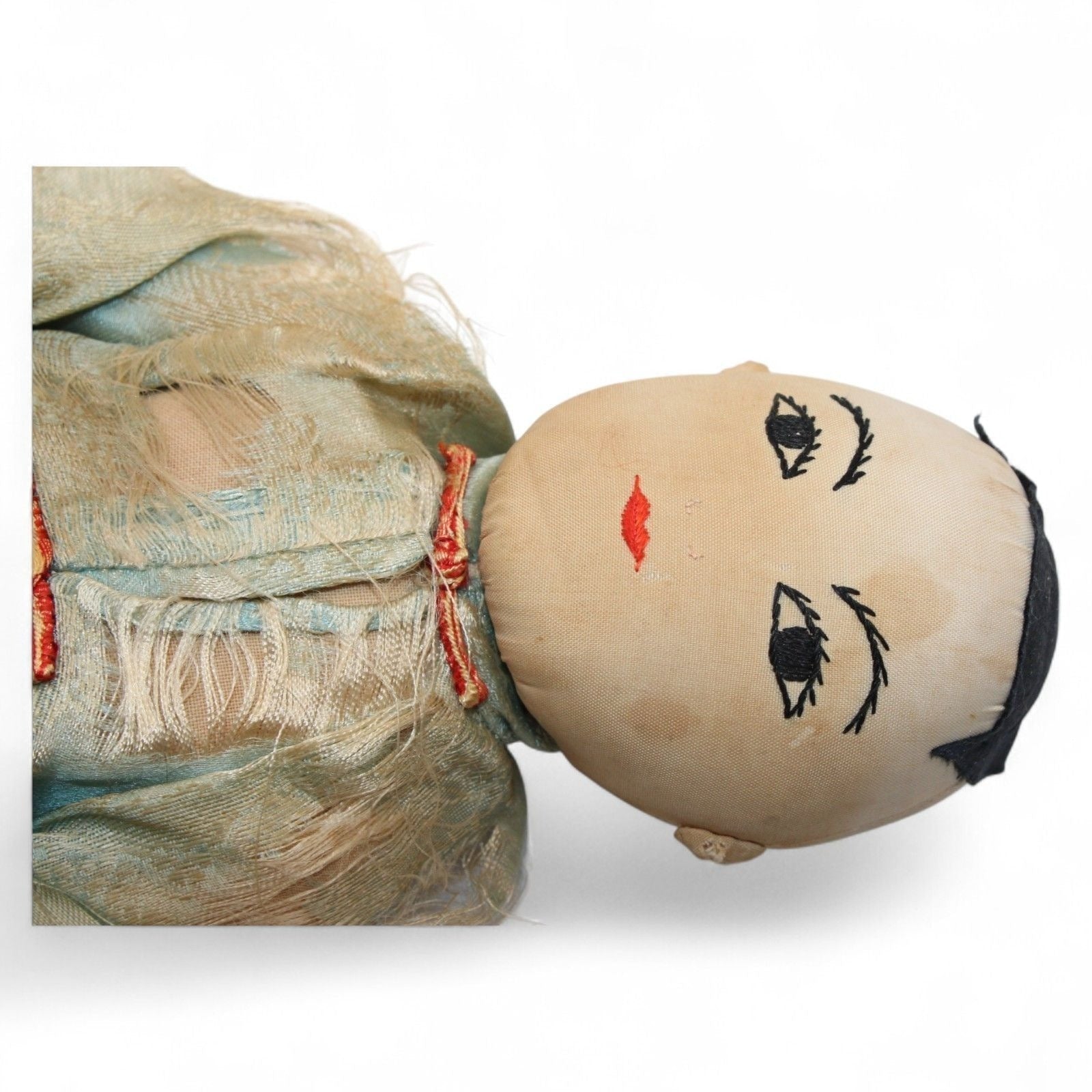 Vintage Asian Cloth Doll with Embroidered Silk Outfit – vintage dollUnknownDollantique dollAsian cloth dollcollector's item6