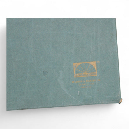 Selchow & Righter logo on vintage Scrabble box