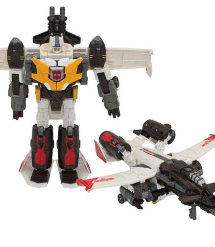 Vintage Transformers GC-22 Sonic Bomber by Takara in robot form